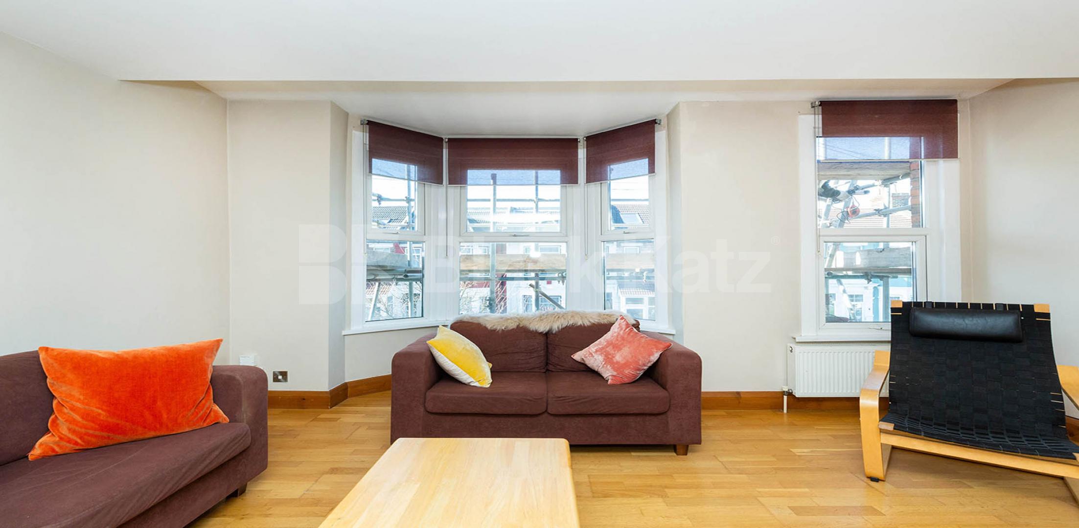 			3 Bedroom, 1 bath, 1 reception Maisonette			 Leasowes Road, Leyton 